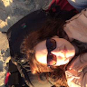 Meet your Posher, Carolina